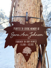 Memorial Tree Dedication Plaque, Personalized Tree Marker Sign, Maple Leaf 3 inch Metal Adjustable Custom Tree Tag in Memory of a Loved One