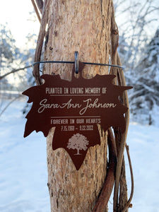 Memorial Tree Dedication Plaque, Personalized Tree Marker Sign, Maple Leaf 3 inch Metal Adjustable Custom Tree Tag in Memory of a Loved One